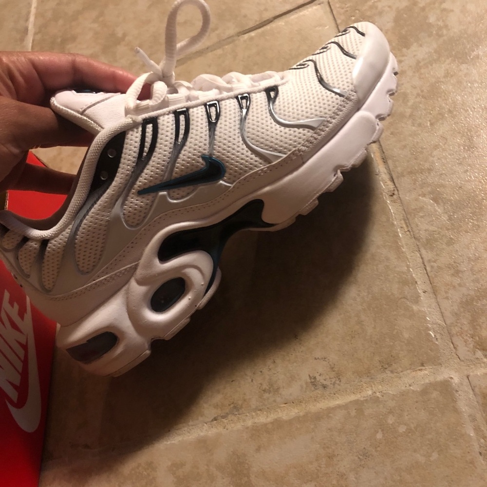 Nike air size 4